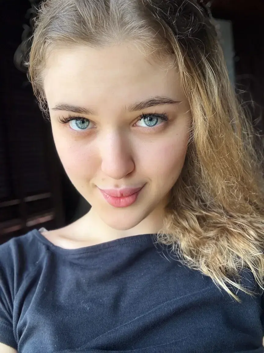 Mon abo est GRATUIT, viens discuter 🥰