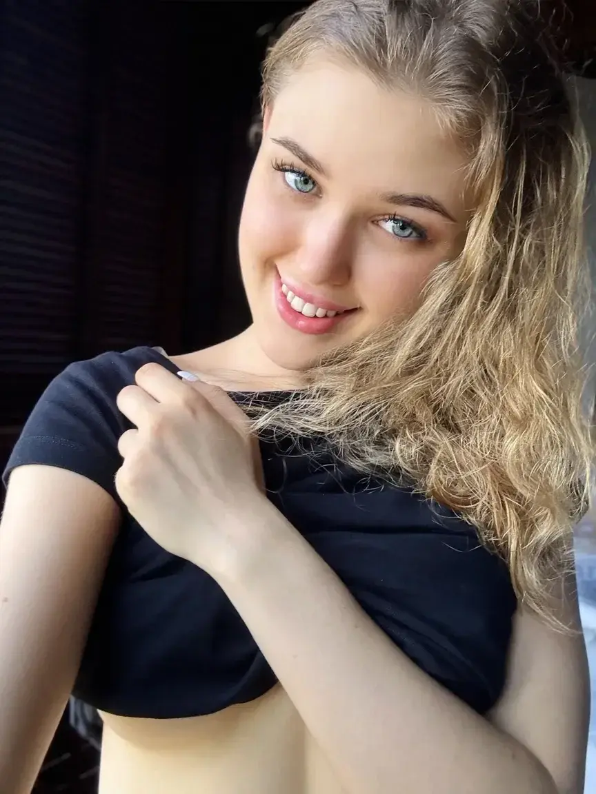 Mon abo est GRATUIT, viens discuter 🥰