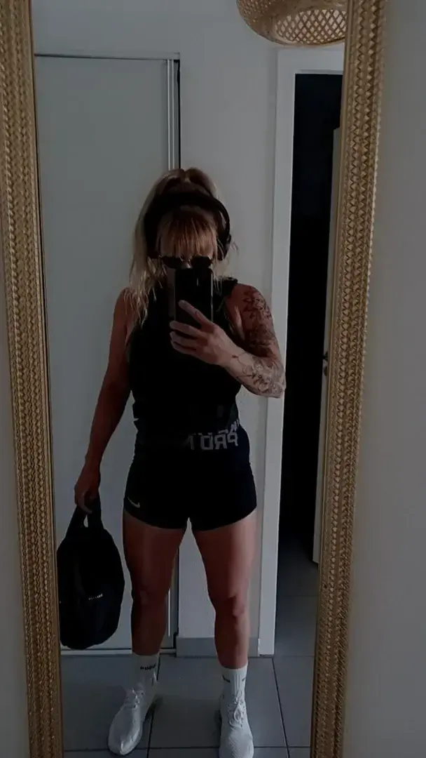 Leak & nude 4 — Blondie_fit