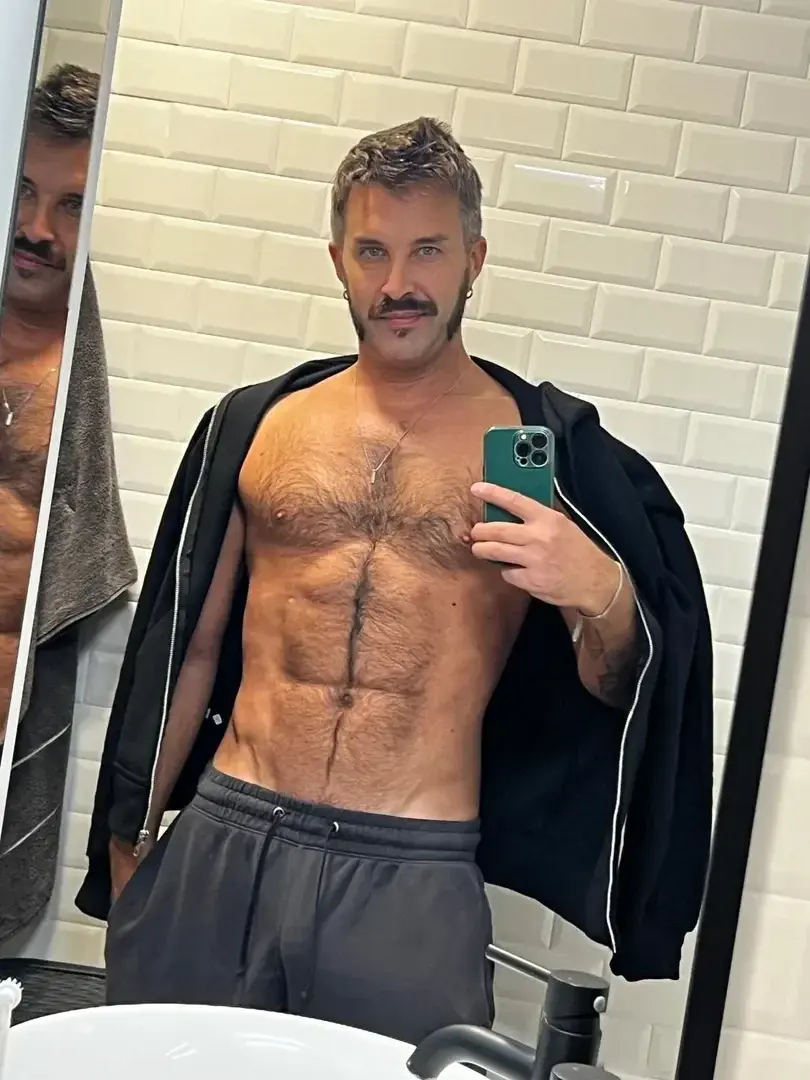 Leak & nude 1 — _billyparis