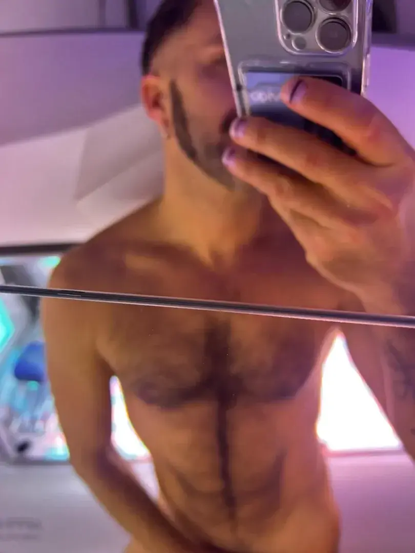 Leak & nude 4 — _billyparis