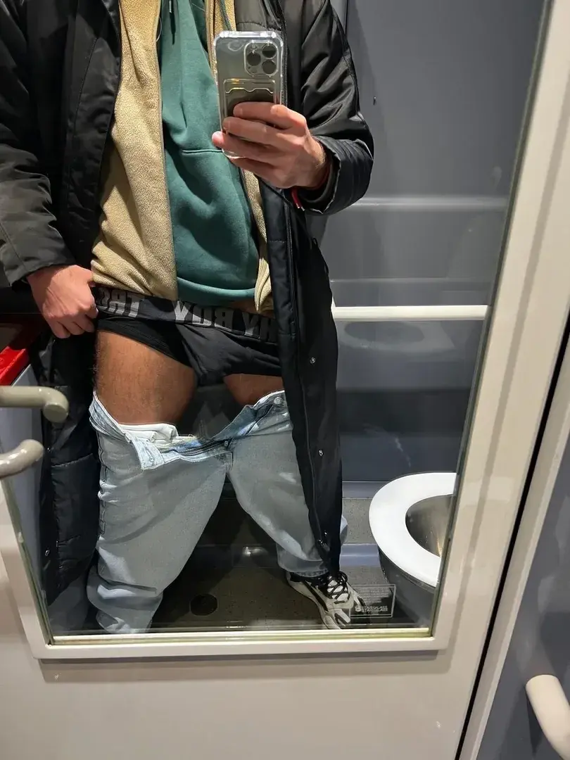 Leak & nude 6 — _billyparis