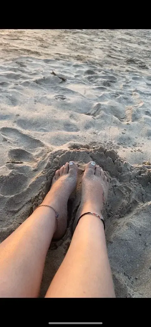 Leak & nude 3 — Pieds_tatouee