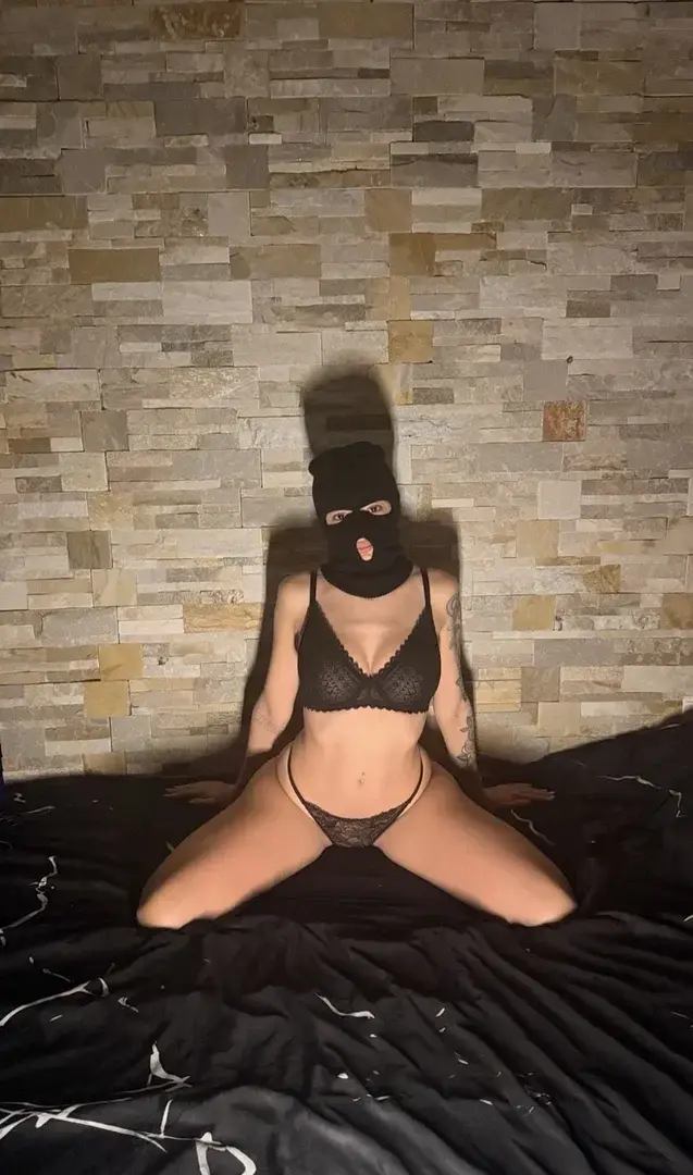 Leak & nude 1 — Tentatricemasquee