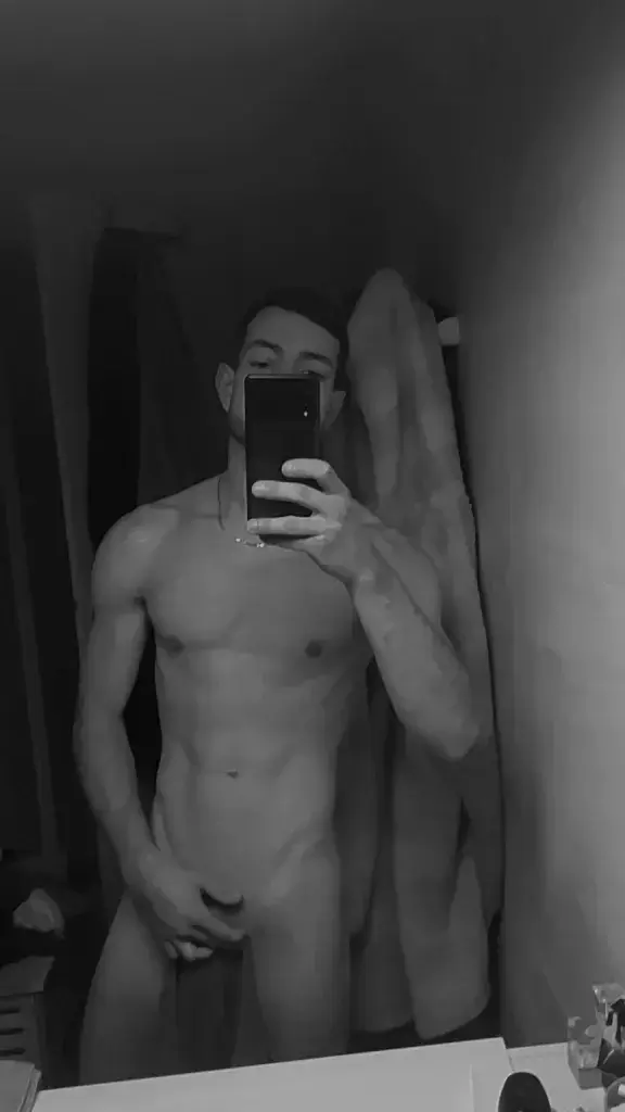 Leak & nude 5 — Topher_sch_1