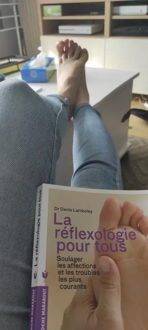 Leak & nude 3 — Romanefrenchfeetgirl