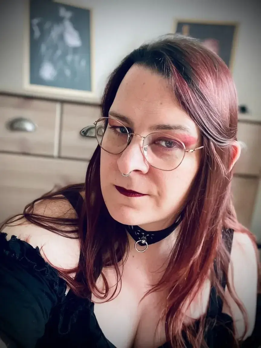Leak & nude 4 — Lyssyrys
