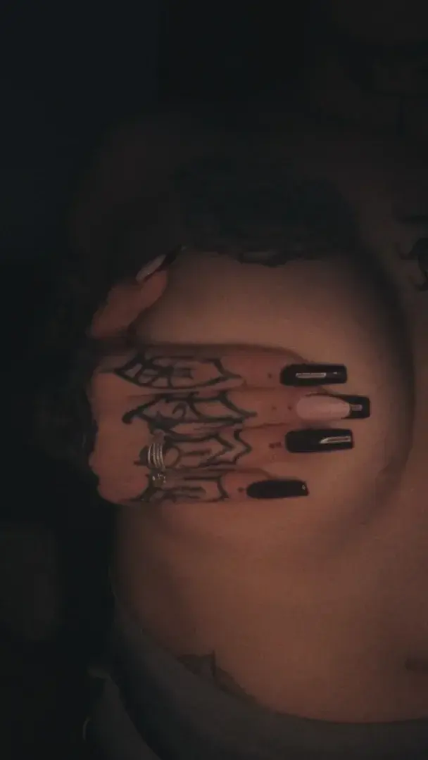 Leak & nude MYM — Tattoogirlyy666 : « 🤎🤍 » (MYM)