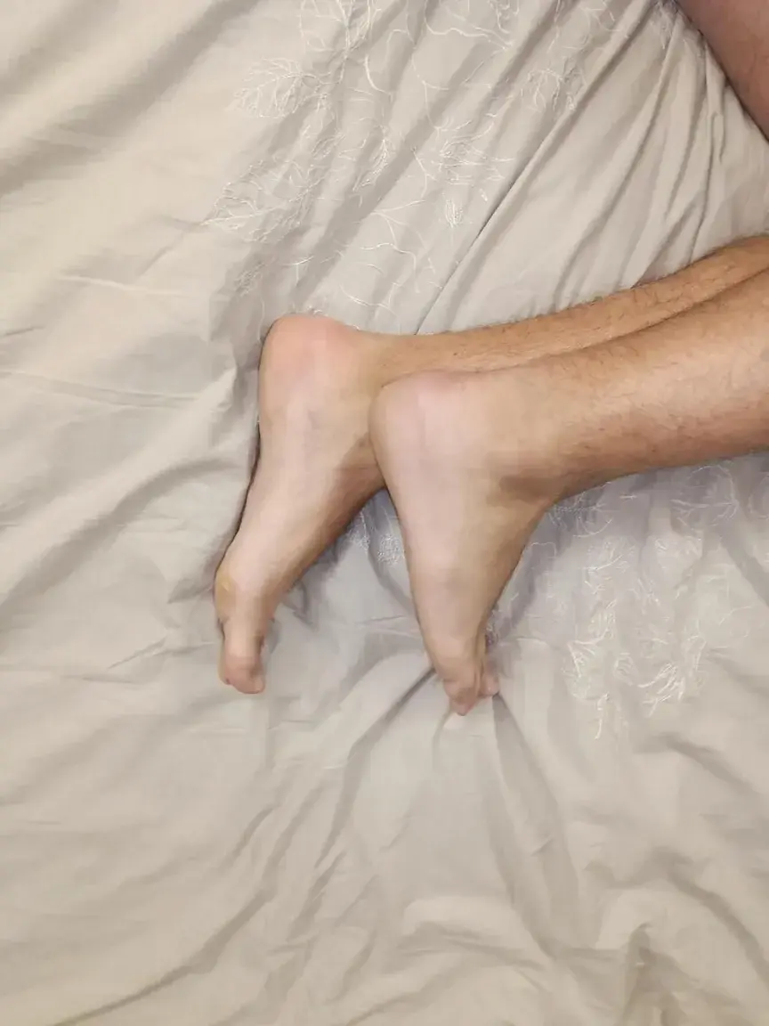 Leak & nude 3 — Misterfeetandco