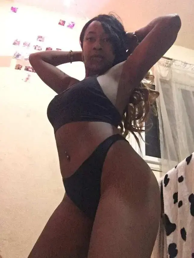 Leak & nude 3 — Kellyran