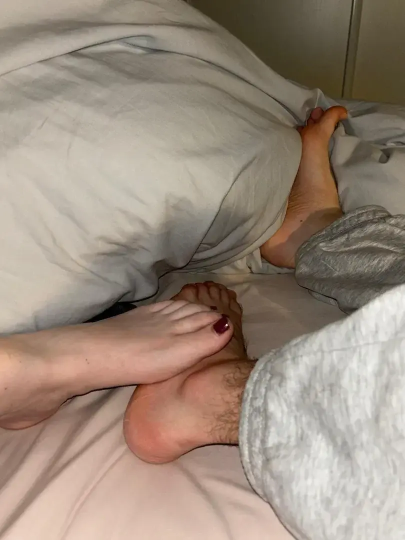 Leak & nude 5 — Featofourfeet