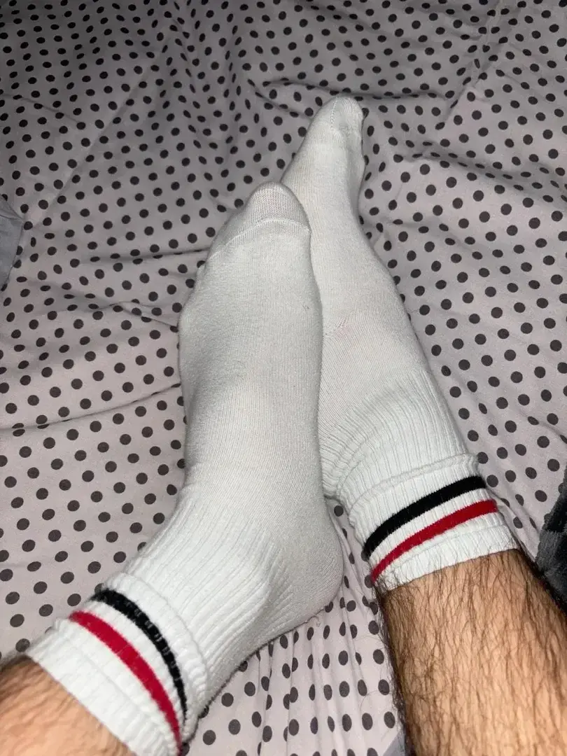 Leak & nude 6 — Featofourfeet