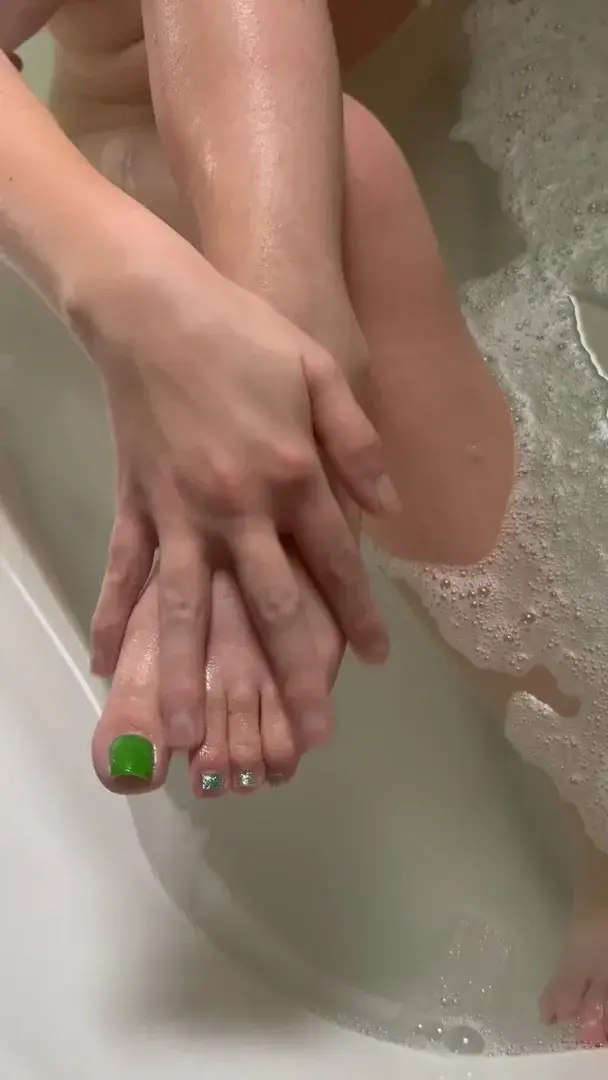 Leak & nude 3 — Mimifeetlove