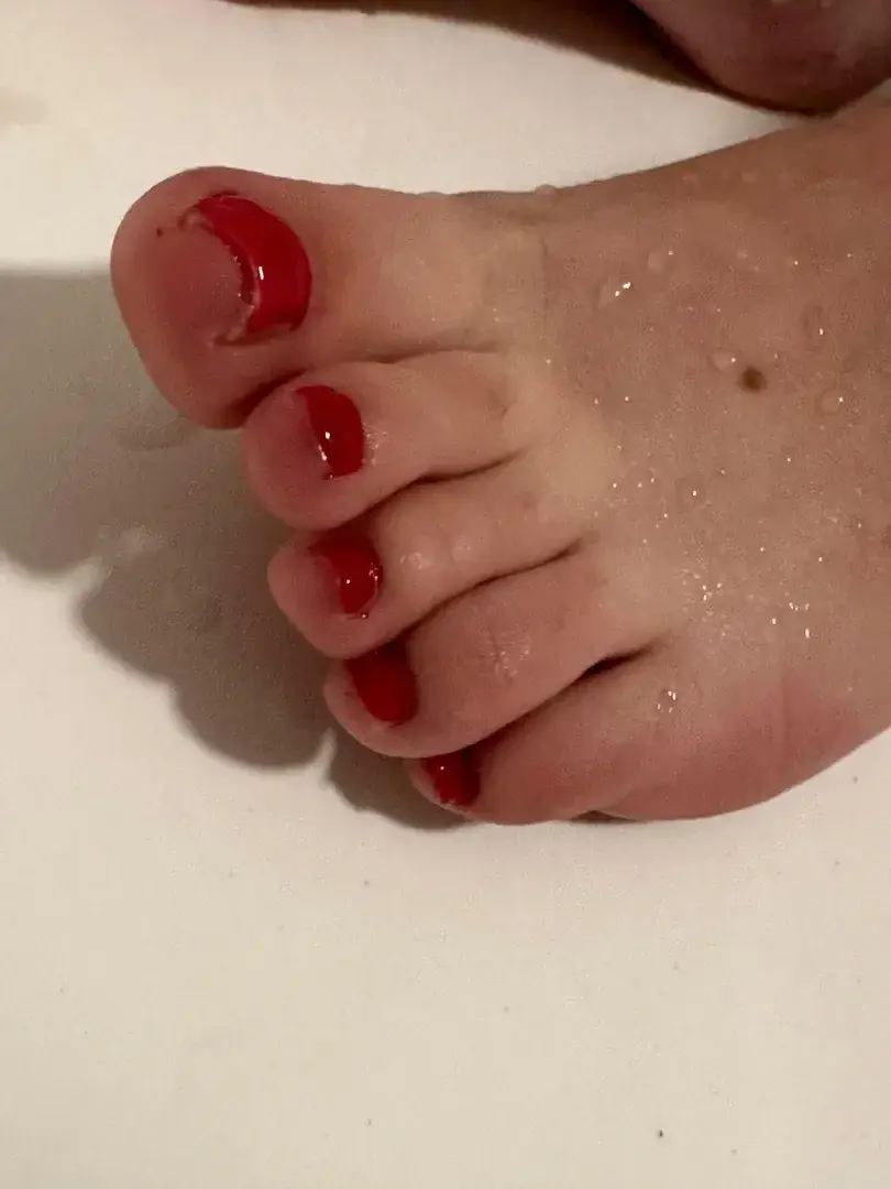 Leak & nude 5 — Mimifeetlove