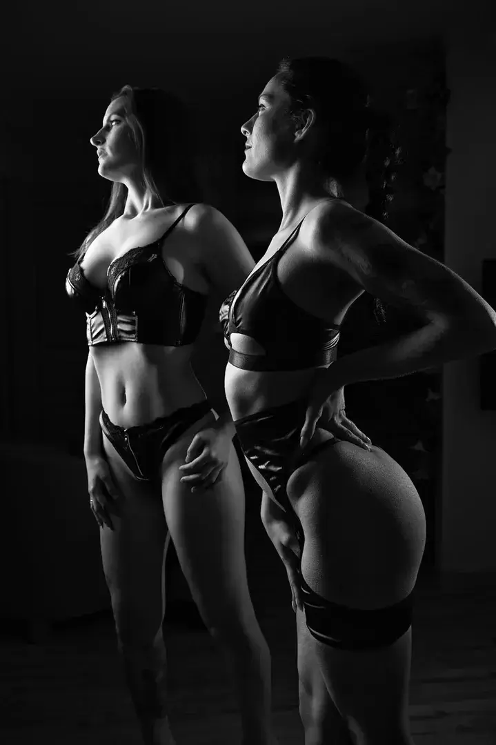Leak & nude 2 — Sensuallens