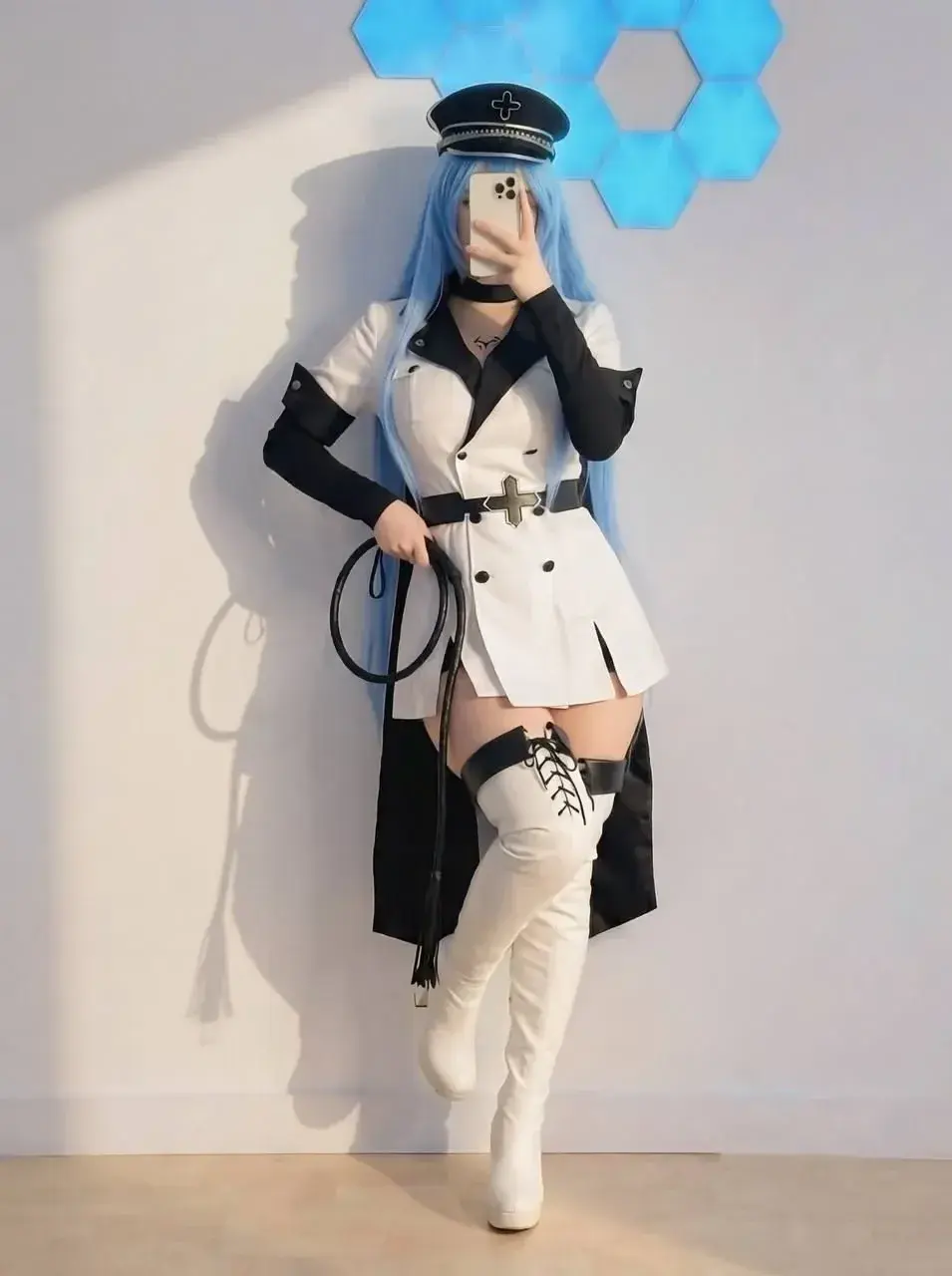 Leak public de Unekochan — « Viens découvrir mon monde cosplay sur mon MYM à 0 euros 👀 » (nude) sur MYM