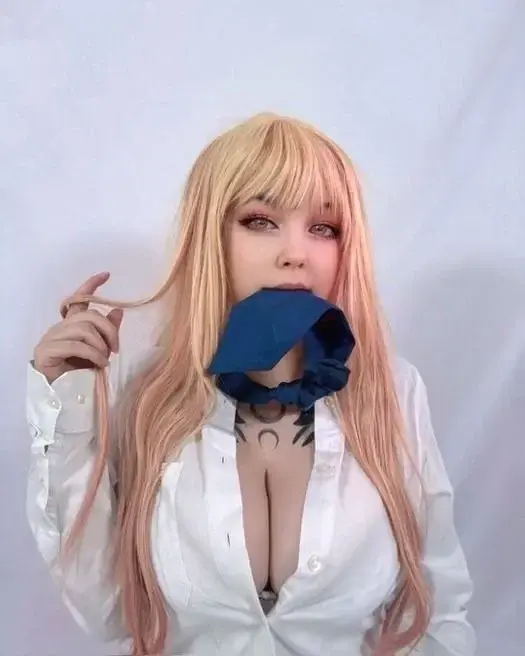 Leak & nude MYM — Unekochan : « Viens découvrir mon monde cosplay sur mon MYM à 0 euros 👀 » (MYM)