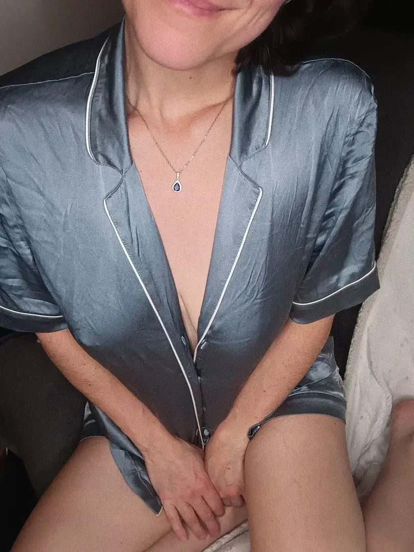 Leak & nude MYM — Profsexy : « Belle soirée et bonne nuit à tous ☺️ » (MYM)