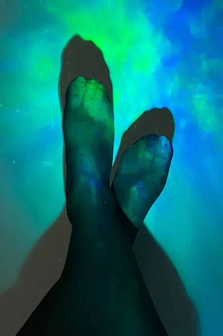 Leak & nude 1 — Feetla