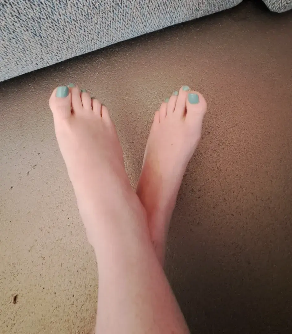 Leak & nude 3 — Lulu_pied_nus