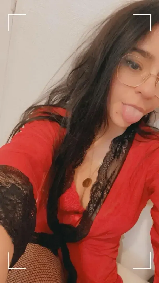 Leak & nude 3 — Kyanahot