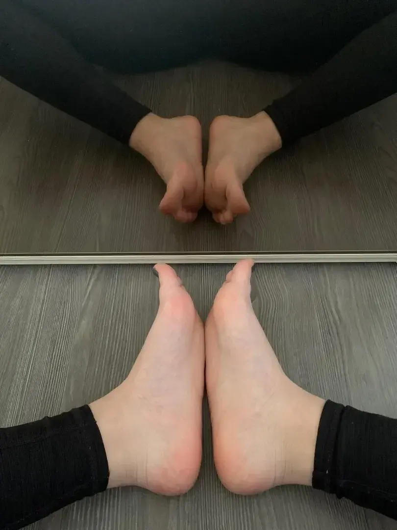 Leak & nude 2 — Frenchcarlotta