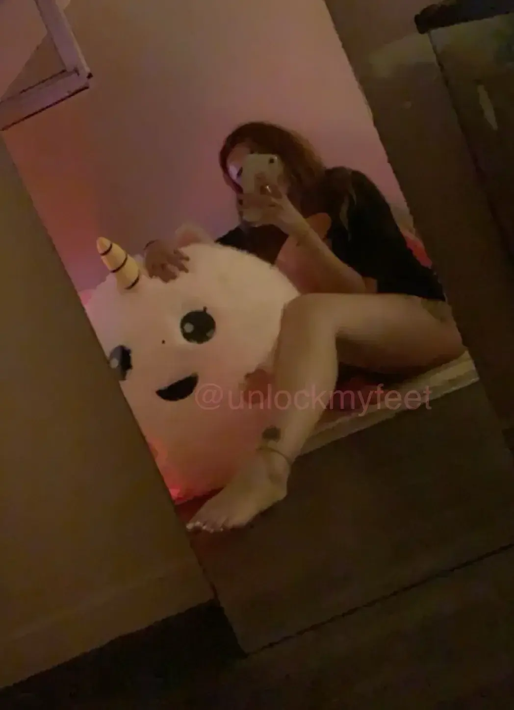 Leak & nude 3 — Unlockmyfeet