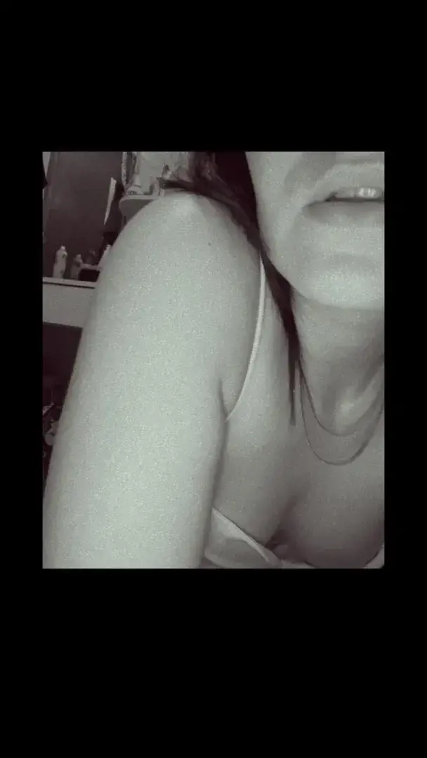 Leak & nude 3 — Minette_12