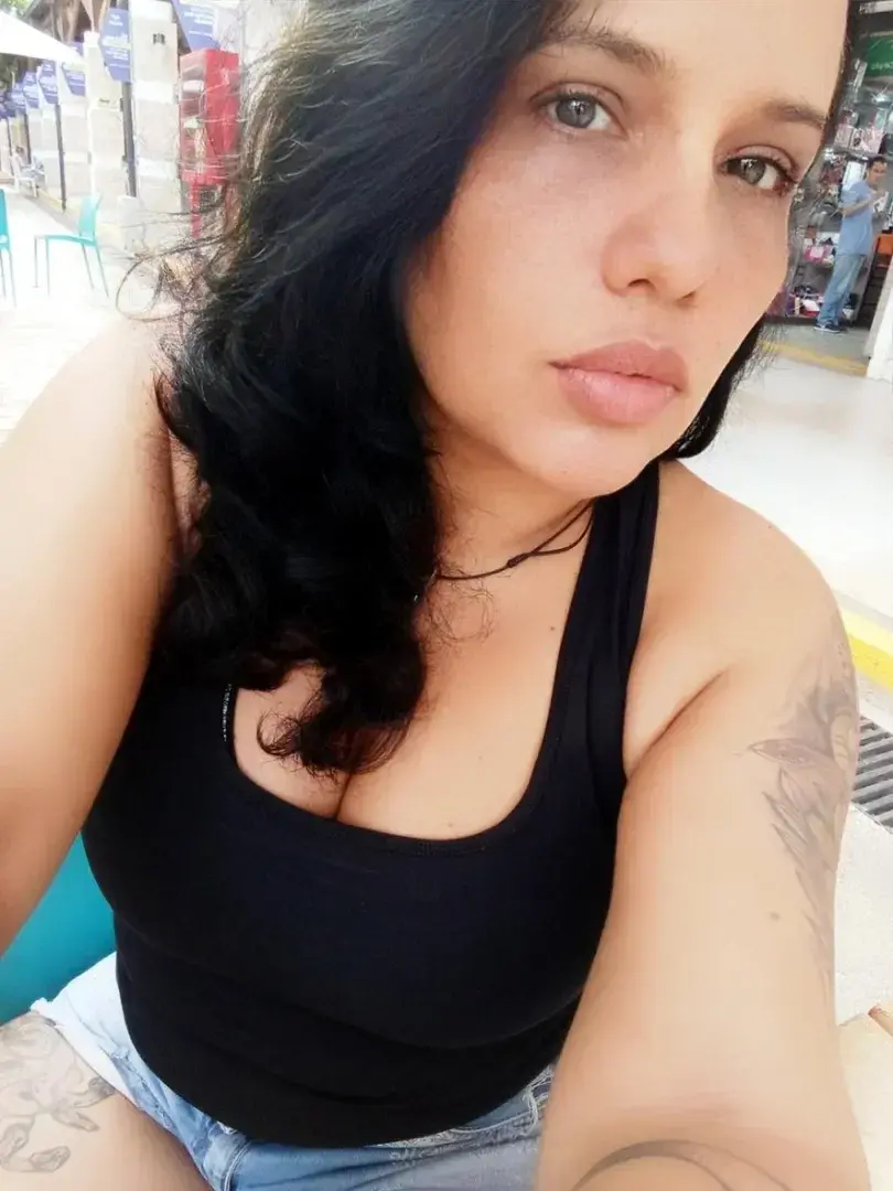Leak & nude 1 — Labrujaquevuela