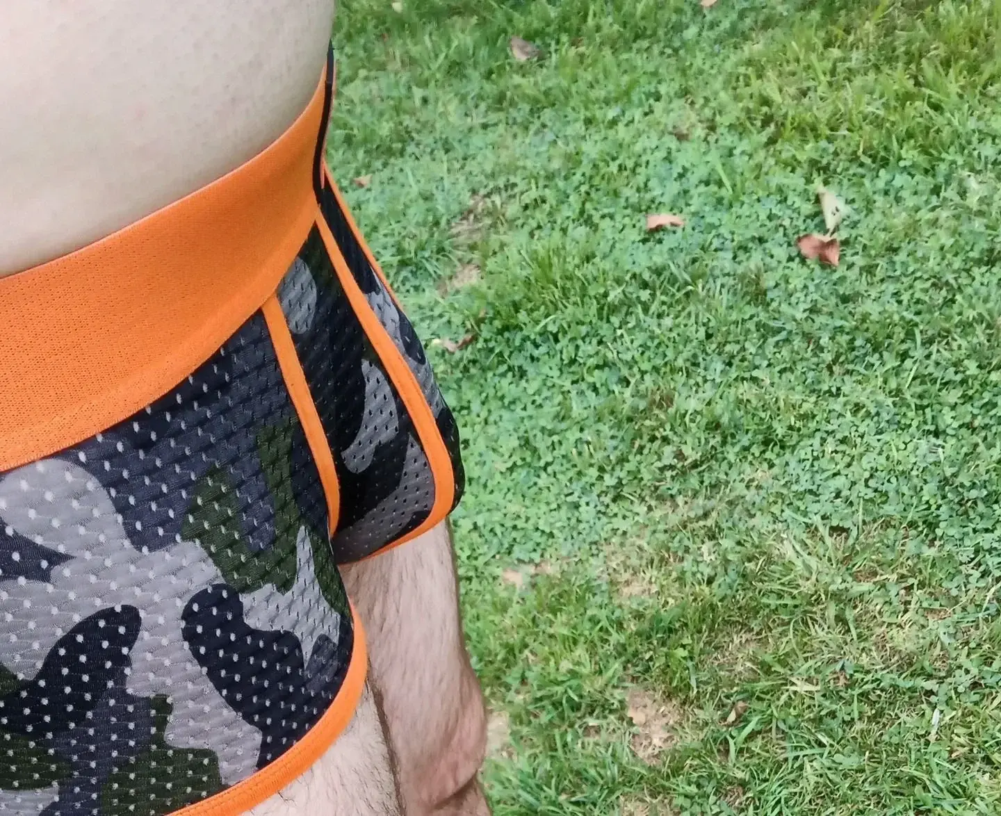Leak & nude 3 — seb_chambre-rouge