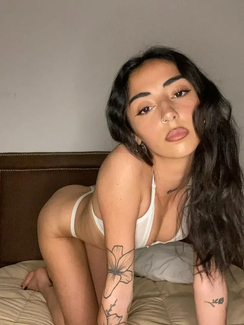 đ Abo GRATUIT Ă VIE +1 vidĂ©o gratuite đHeyyy ! đž Suis-moi pour dĂ©couvrir mon cĂŽtĂ© cachĂ© :) Si tu tâabonne tâaura une vidĂ©o de moi gratuitement en privĂ© đ