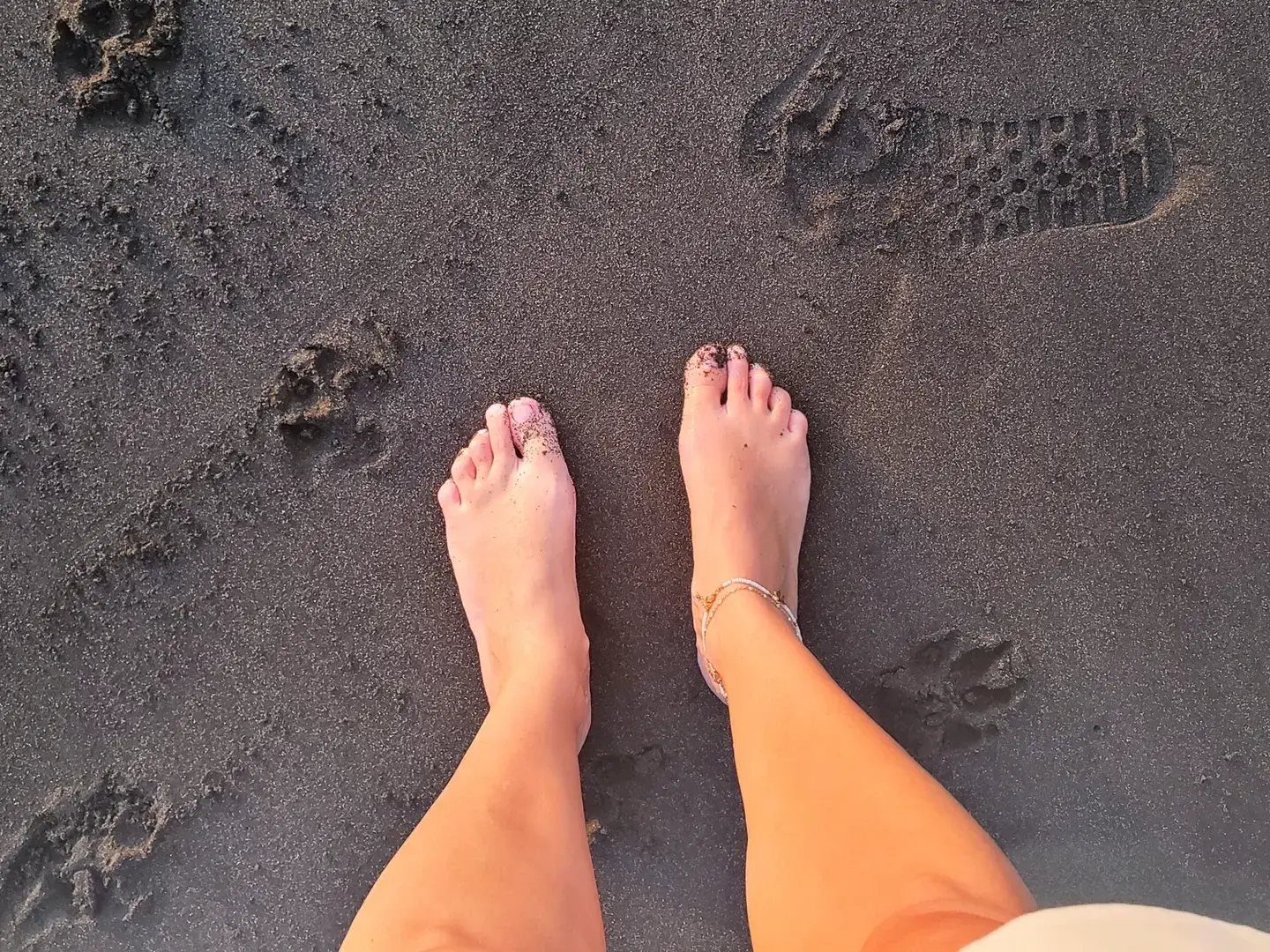 Leak & nude 11 — Footonthebeach