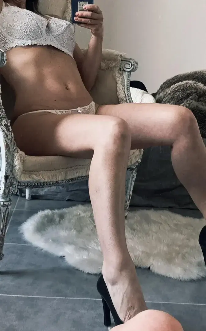 Leak & nude 5 — Phoebefeminity