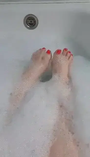 Leak & nude 4 — Nadiachanelfeet