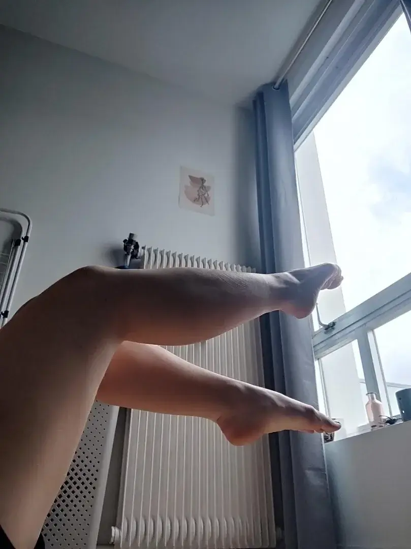 Leak & nude 1 — Beautyfoooot