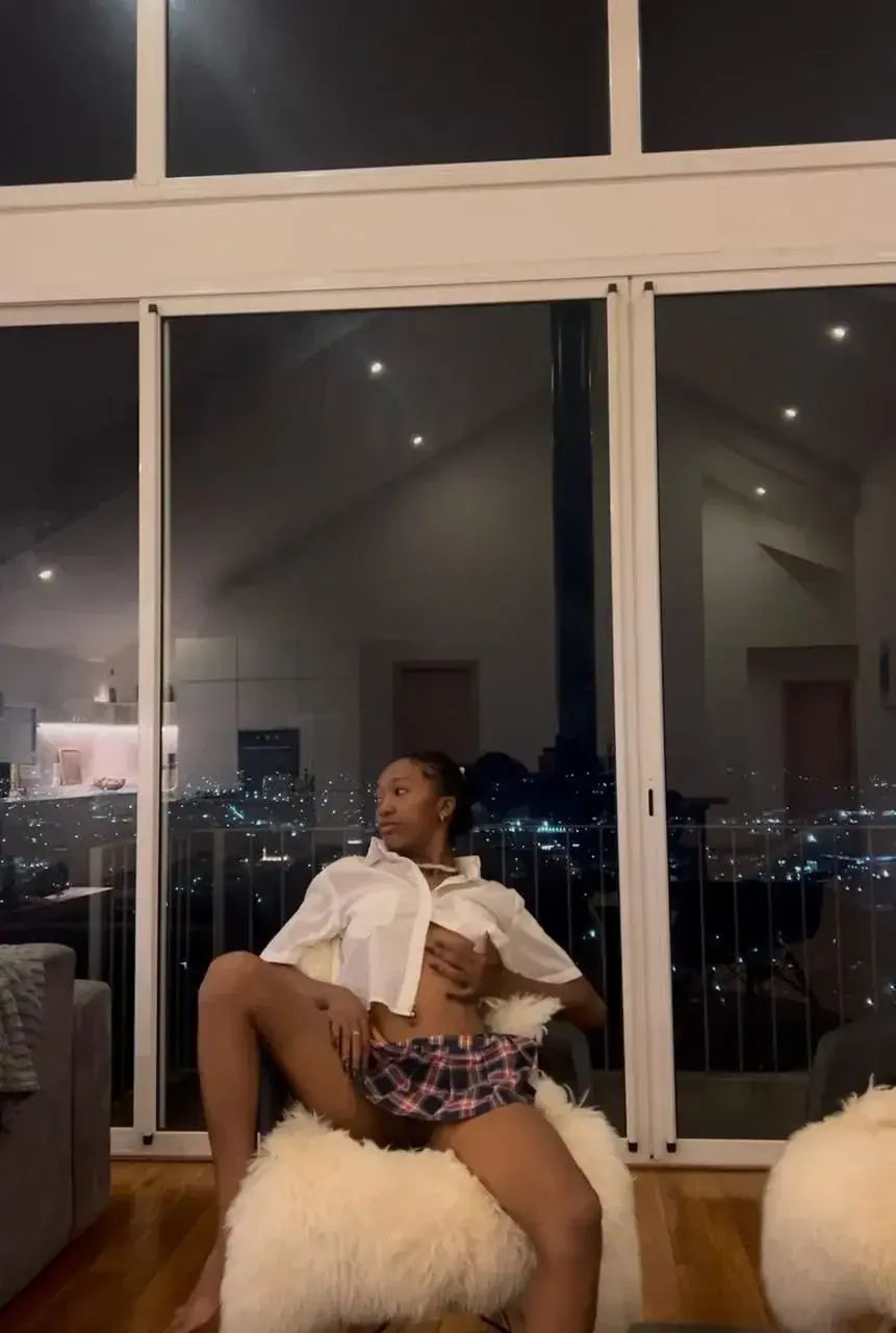 Leak & nude 18 — Nicah