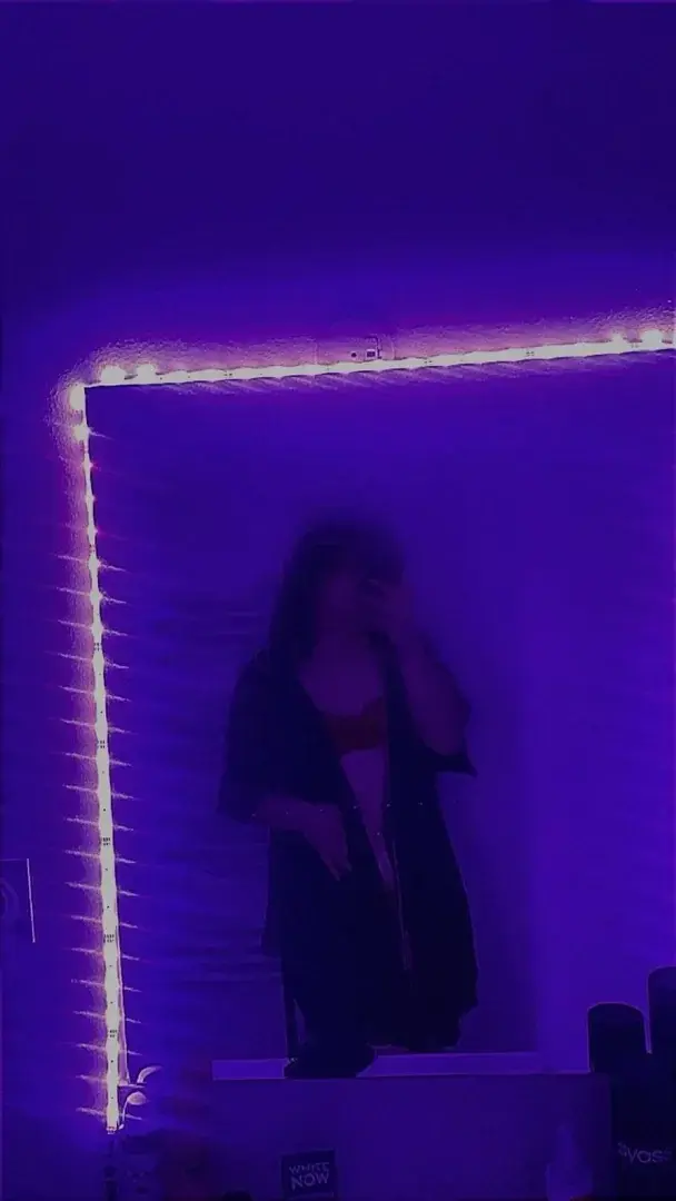 Leak & nude 3 — Zelly