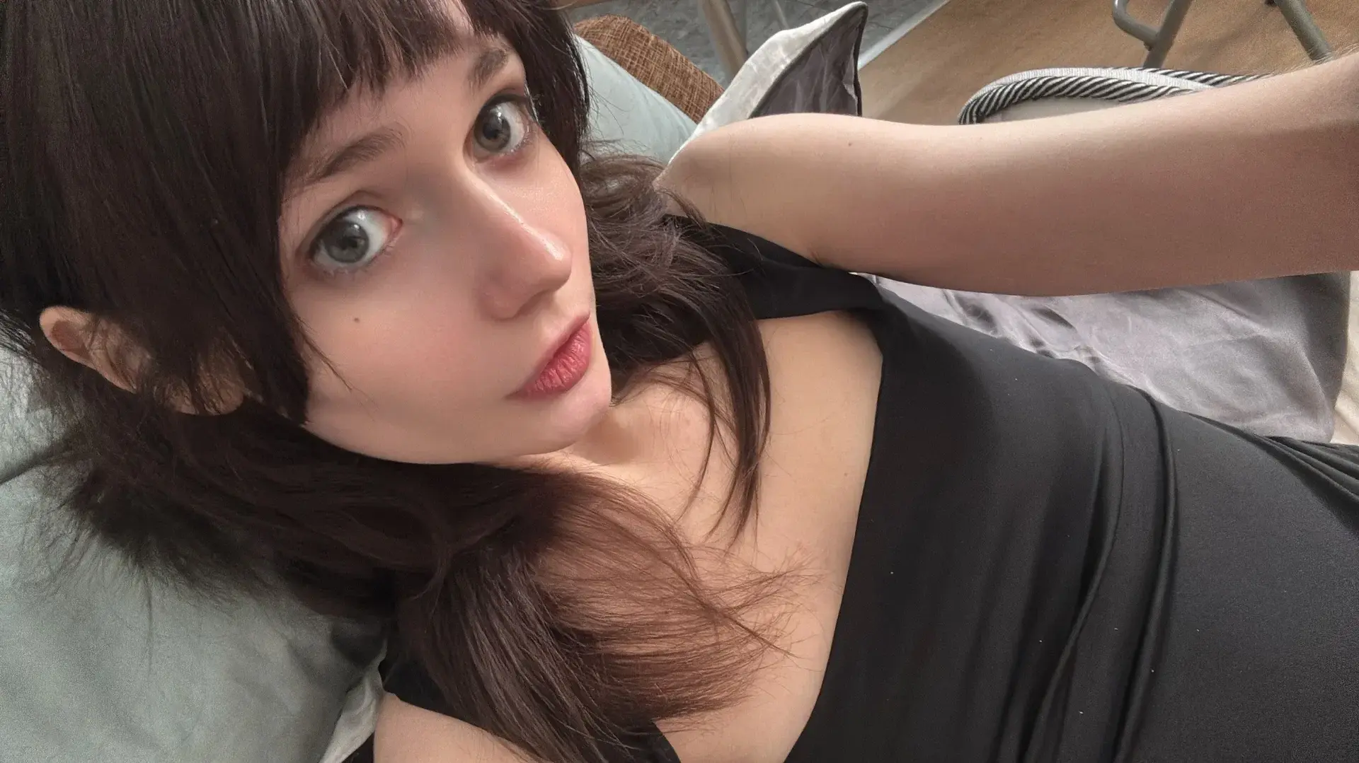 Leak & nude MYM — petitevanilla : « Mon abonnement est gratuit et sans code 🔞 » (Uncove)