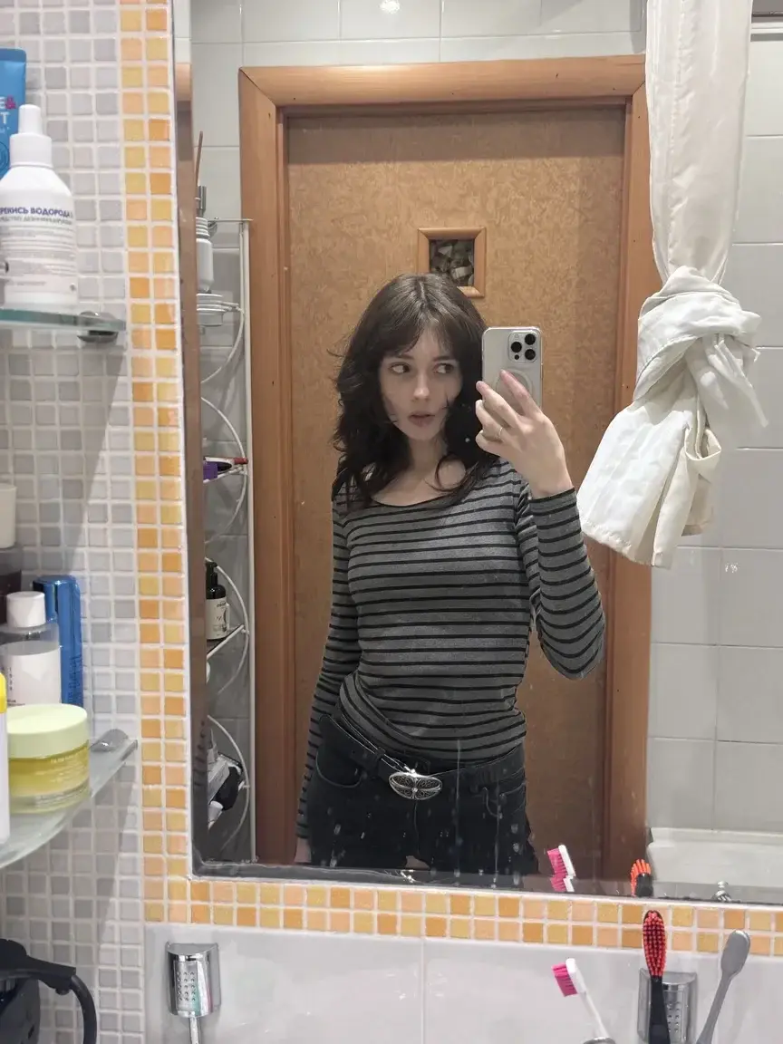 Leak & nude MYM — petitevanilla : « 1 like = abo gratuit » (Uncove)