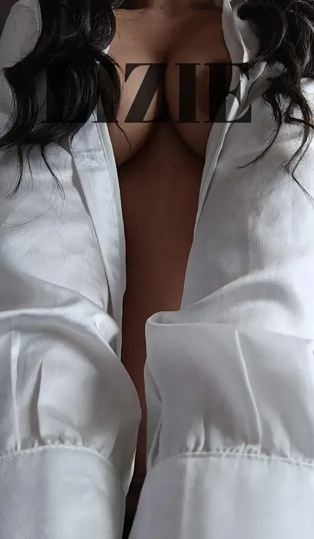 Leak & nude 1 — Lizie_13