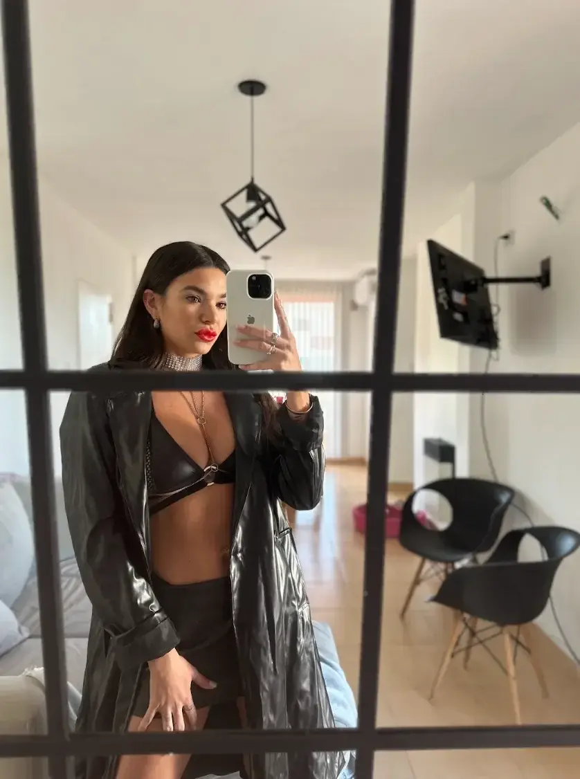 Leak & nude 3 — Julievll