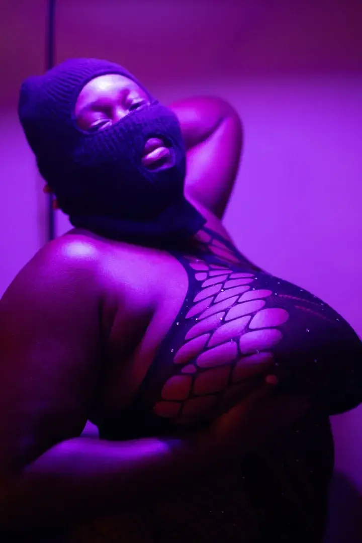 Leak & nude 4 — caniss_babe
