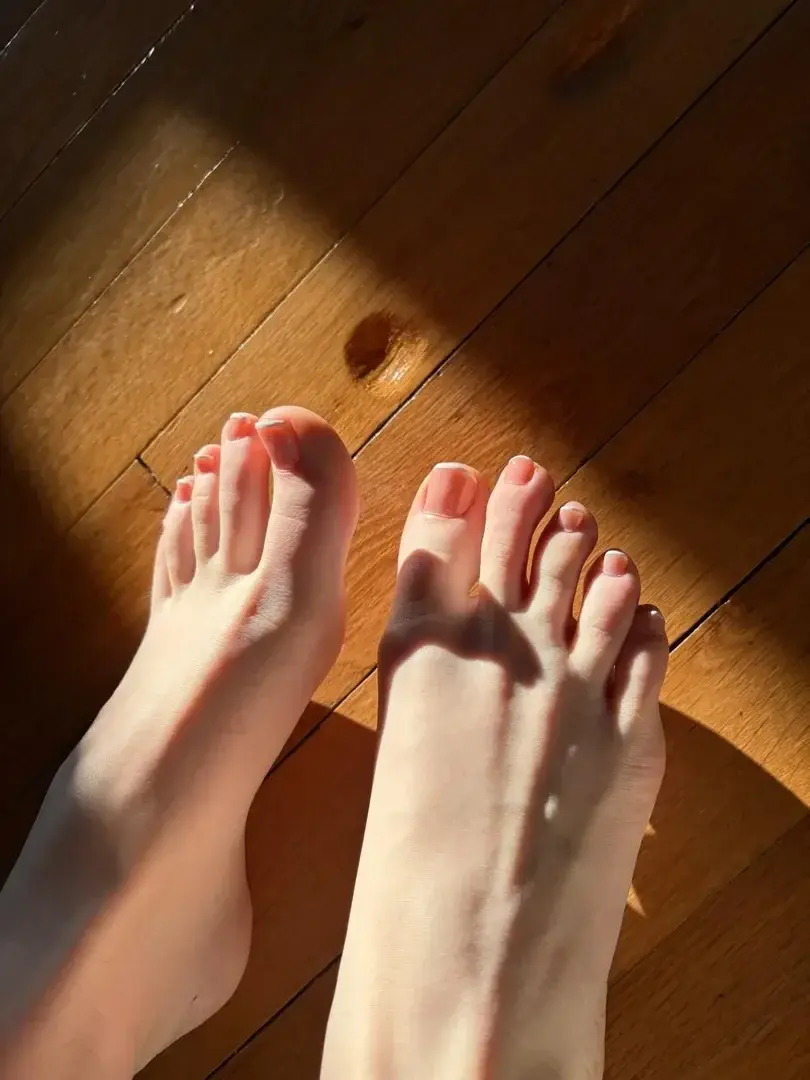 Leak & nude 4 — lesjoliespiedsdelana