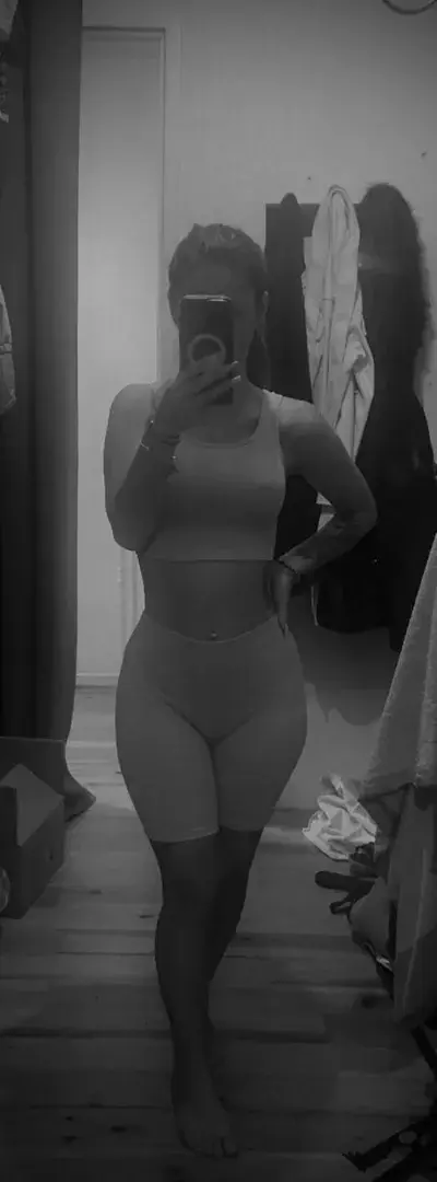 Leak & nude 4 — Lolaa_seexyy