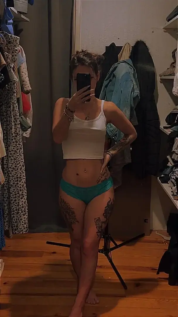Leak & nude 5 — Lolaa_seexyy