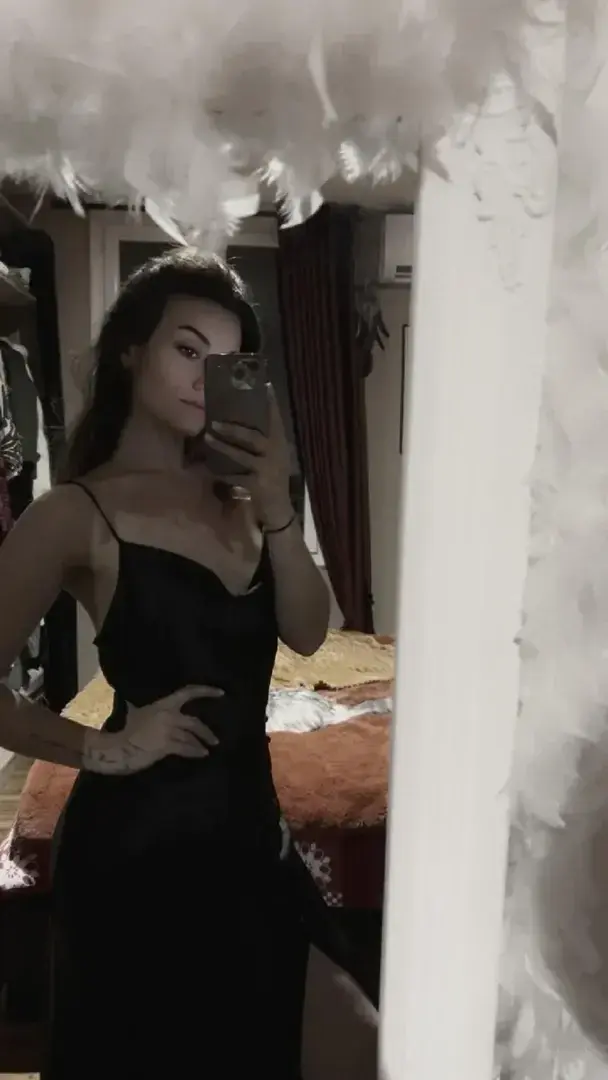 Leak & nude 2 — Lilivix