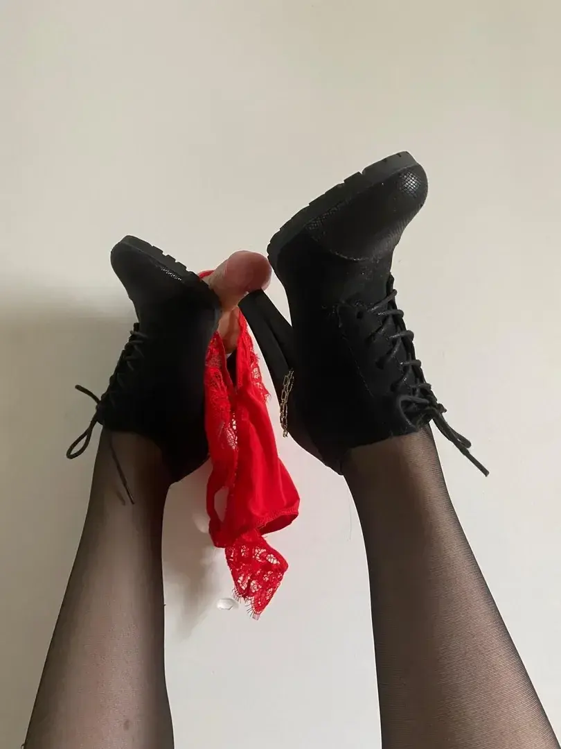 Leak & nude 1 — Eloisexy
