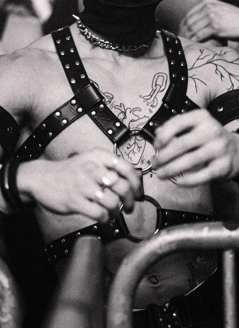 Leak & nude 1 — Akhoufen