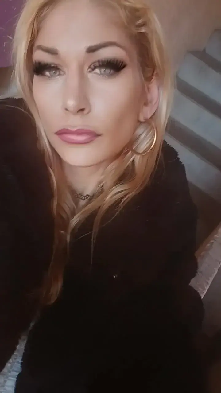 Leak & nude 2 — Maitressecam