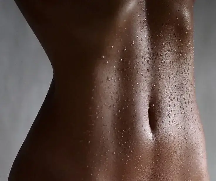 Leak & nude 2 — Lagoo